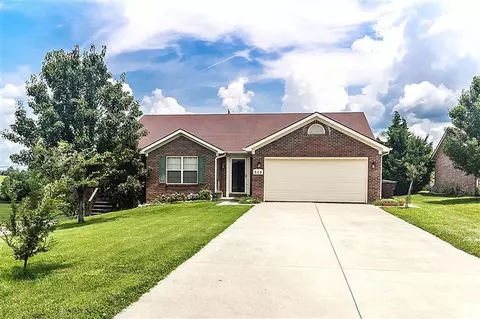 549 Ashley Ct, Berea, KY 40403 photo 1