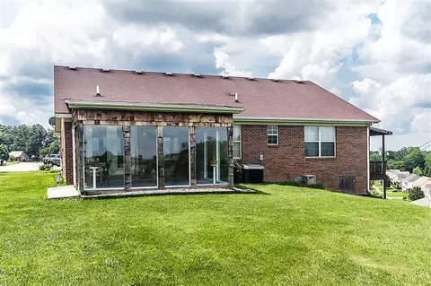549 Ashley Ct, Berea, KY 40403 photo 7