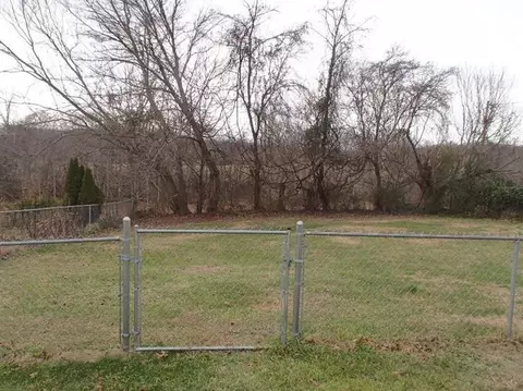 553 Watch Rd, Corbin, KY 40701 photo 5