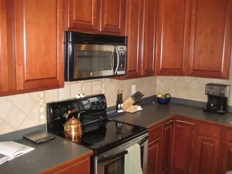 381 Eureka Rd, Versailles, KY 40383 photo 3