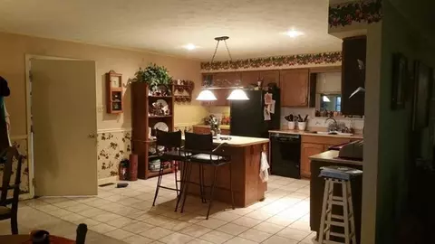 6280 Ware Rd, Paris, KY 40361 photo 3