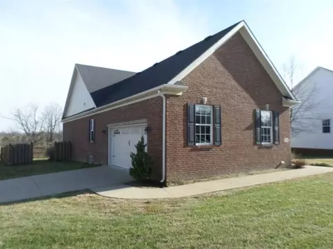 170 Coachman Pl, Georgetown, KY 40324 photo 2