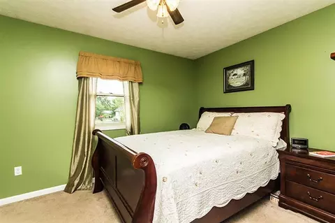 412 Plumtree Dr, Berea, KY 40403 photo 9