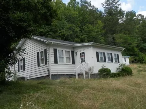 7899 Campton Rd, Stanton, KY 40380 photo 1