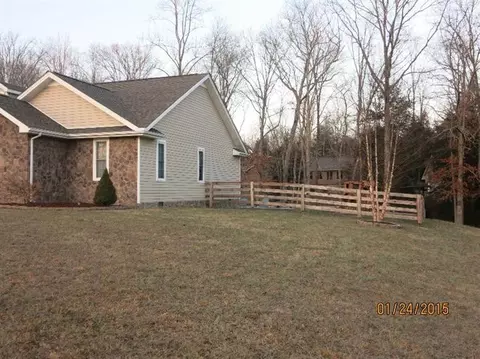 200 Creekstone Dr, Corbin, KY 40701 photo 3