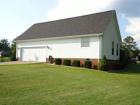 335 Lakepointe Dr, Corbin, KY 40701 photo 4
