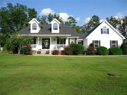 335 Lakepointe Dr, Corbin, KY 40701 photo 1