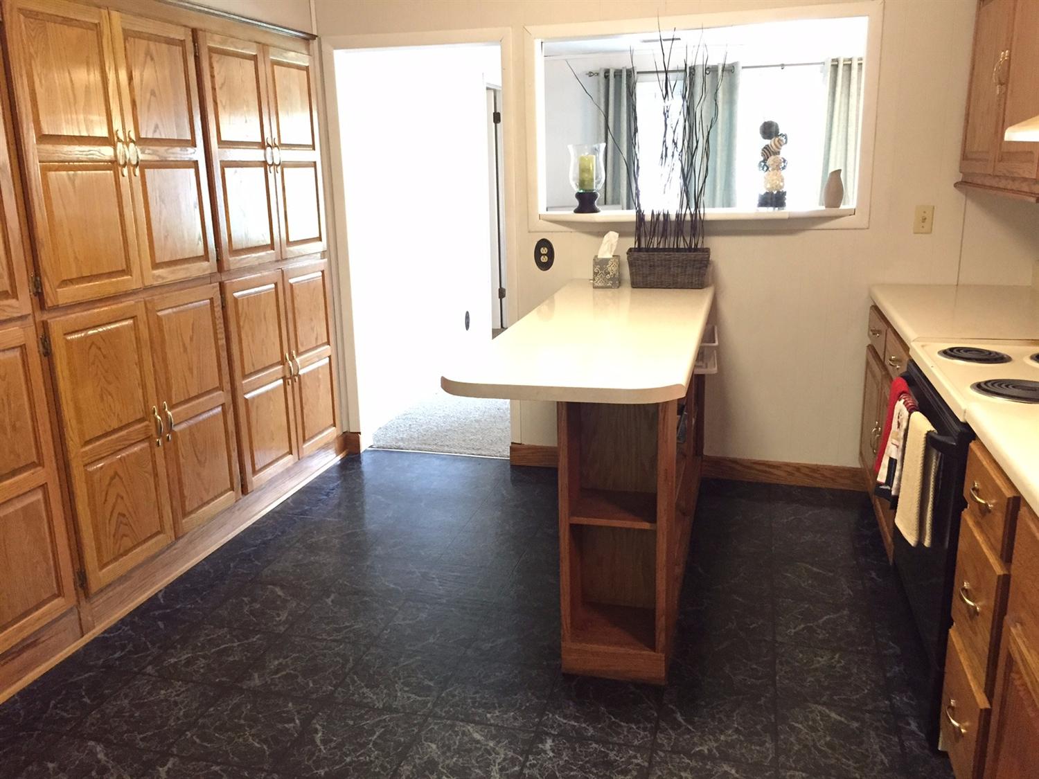 104 Bell Rd, Middlesboro, KY 40965 photo 9