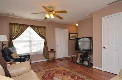 105 Brian Ave, Georgetown, KY 40324 photo 2