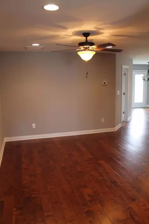 121 Meadowcrest Dr, Georgetown, KY 40324 photo 9