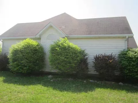 700 Sharon Ct, Berea, KY 40403 photo 4