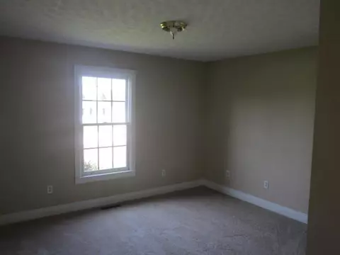 700 Sharon Ct, Berea, KY 40403 photo 10