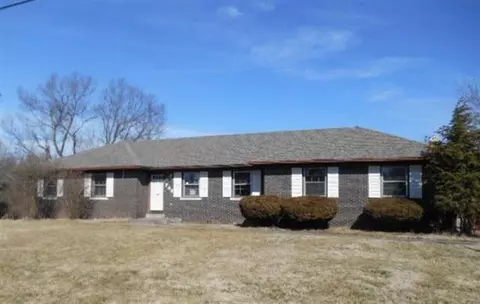 206 Walnut Hill Dr, Richmond, KY 40475 photo 1