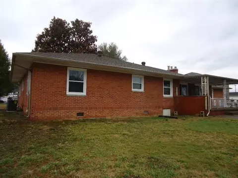 707 Adkins St, Corbin, KY 40701 photo 4