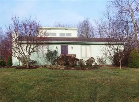 425 Logston Ln, Berea, KY 40403 photo 3