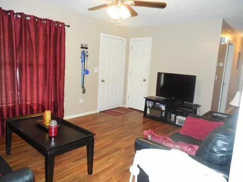 210 Dillon Dr, Morehead, KY 40351 photo 6