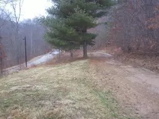 747 Wind Cave Rd, Mckee, KY 40447 photo 8