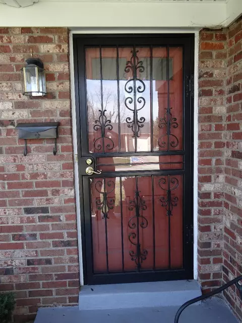 940 Lily Dr, Lexington, KY 40504 photo 2