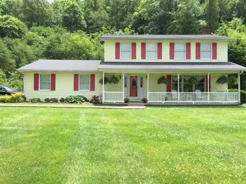 3589 Campton Rd, Stanton, KY 40380 photo 1