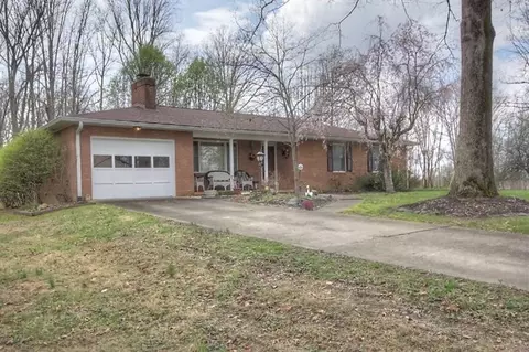 827 Flatwoods Rd, Corbin, KY 40701 photo 2