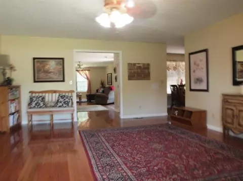 99 Shannon Dr, Corbin, KY 40701 photo 18