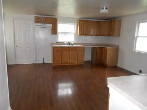 201 E Broadway, Danville, KY 40422 photo 3