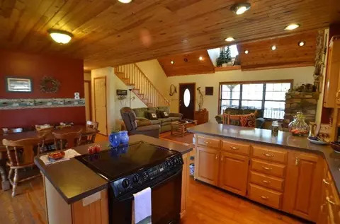 286 Bates Ln, Irvine, KY 40336 photo 19
