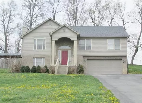 301 Ridgeview Dr, Berea, KY 40403 photo 2