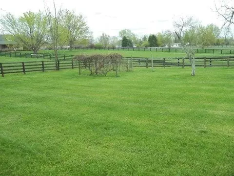 165 Austerlitz Rd, Paris, KY 40361 photo 23