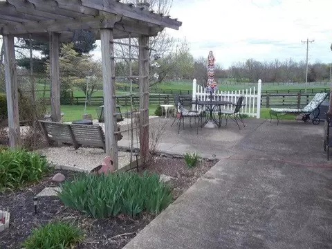 165 Austerlitz Rd, Paris, KY 40361 photo 21