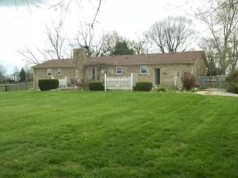 165 Austerlitz Rd, Paris, KY 40361 photo 2