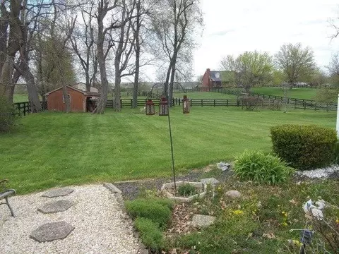 165 Austerlitz Rd, Paris, KY 40361 photo 26