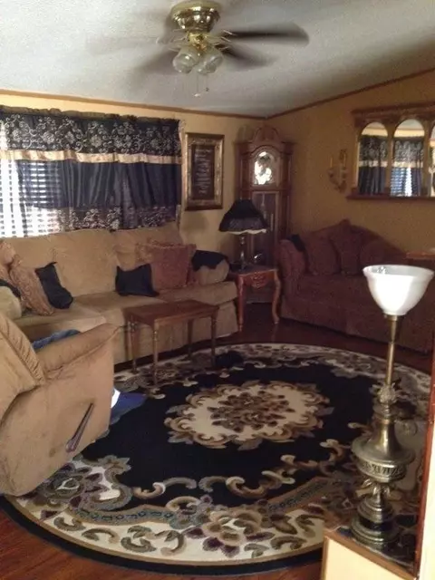 39 Maple Grove Rd, Manchester, KY 40962 photo 3