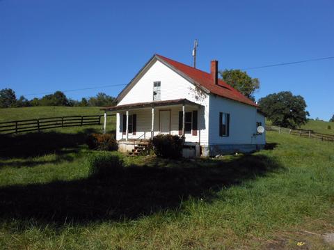 955 Sharp Rd, Stamping Ground, KY 40379 photo 1