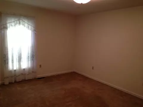 390 Lakeside Dr, Corbin, KY 40701 photo 14