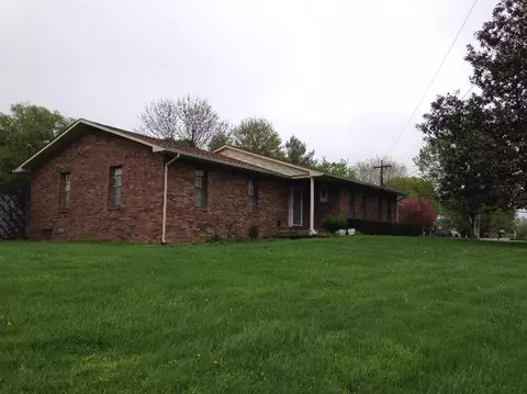 390 Lakeside Dr, Corbin, KY 40701 photo 1