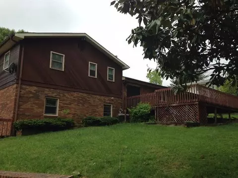 302 Sampson St, Corbin, KY 40701 photo 2