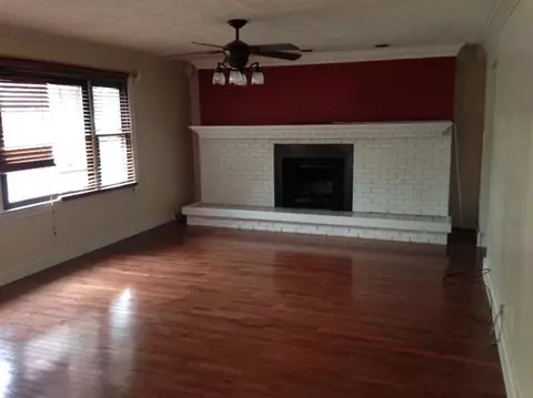 302 Sampson St, Corbin, KY 40701 photo 4