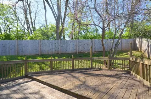 100 Cobblestone Ct, Lexington, KY 40515 photo 2