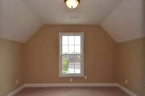 121 Riddell Dr, Georgetown, KY 40324 photo 9