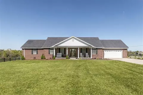 123 Dreyfus Rd, Berea, KY 40403 photo 1