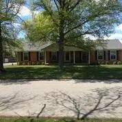 318 Pine St, Berea, KY 40403 photo 1