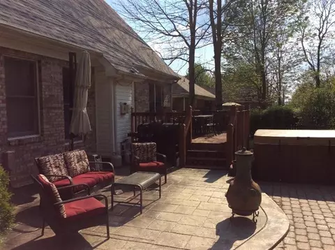 2019 Highland Ct, La Grange, KY 40031 photo 8