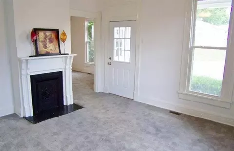 728 E College St, Georgetown, KY 40324 photo 5