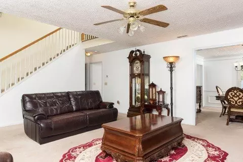 720 Eureka Dr, Versailles, KY 40383 photo 9