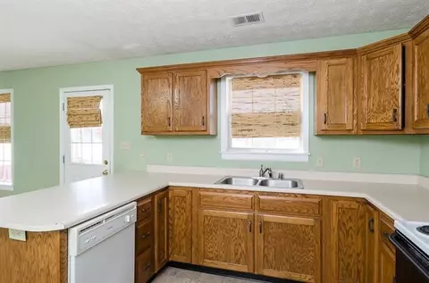 300 Springhurst Dr, Berea, KY 40403 photo 9