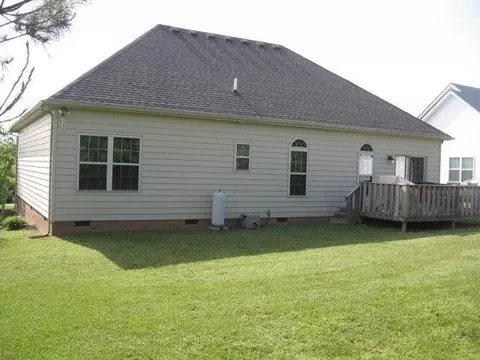 102 Elm Fork Dr, Paris, KY 40361 photo 3