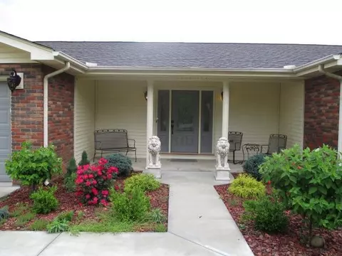 240 Lakeside Dr, Corbin, KY 40701 photo 2
