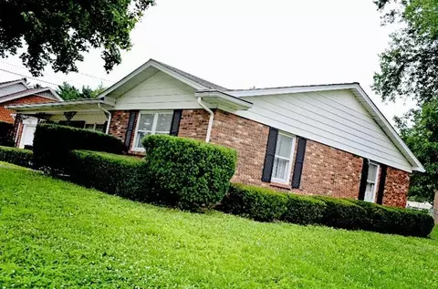 121 Compton Dr, Frankfort, KY 40601 photo 2