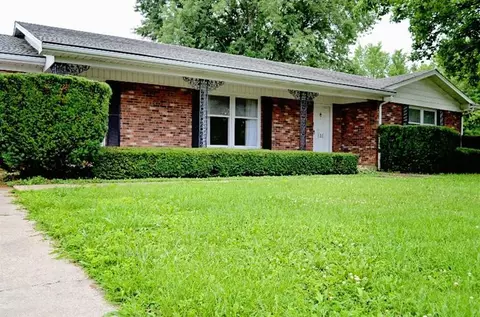 121 Compton Dr, Frankfort, KY 40601 photo 1